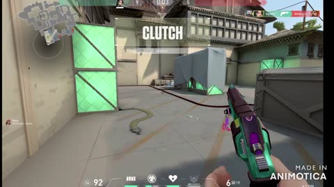 Valorant - Pretending I'm trolling and doing the cluch on 60hertz. 2 TAPS!!!