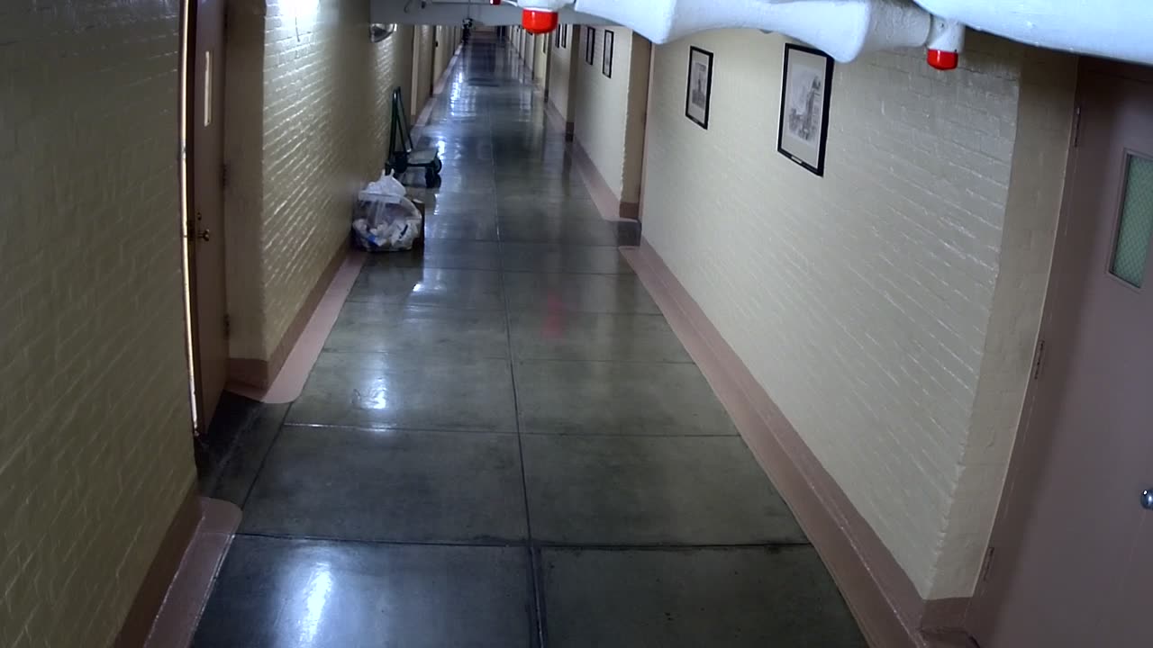 0059USCHBAHT43Hallway_2021-01-05_01h40min01s203ms.mp4