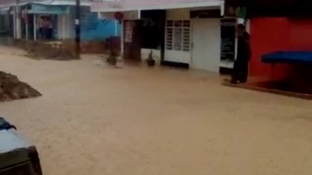 Inundaciones Por Las Fuertes Lluvias..😱😱