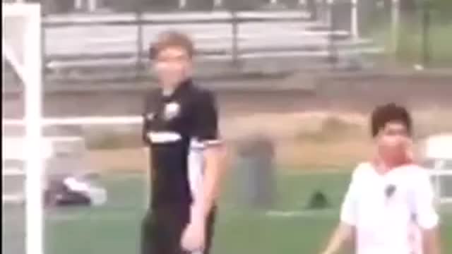 Barron trump’s play football