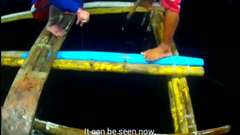 Traditional fishing | Tuna night fishing in Philippines "BANWIT"