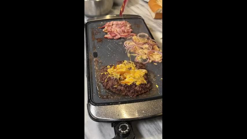 When he SLICES it in half!... Is this the WORLD's Biggest BIURGER-