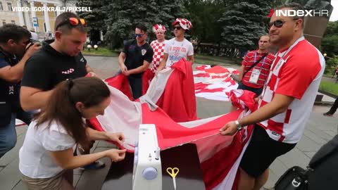 Hrvatska zastava od skoro 100 kilograma