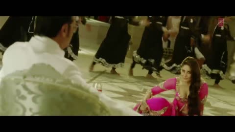 Dil Mera Muft Ka Full Song Ft Kareena Kapoor and Maryam Zakaria