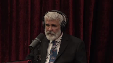 Dr. Robert Malone & Joe Rogan talk about vaccine effects on menstrual cycles