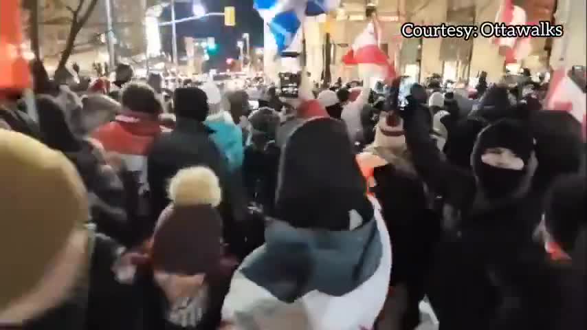 UPDATE --- OTTAWA UN POLICE SHOOT RUBBER BULLETS INTO CROWD FREEDOM CONVOY