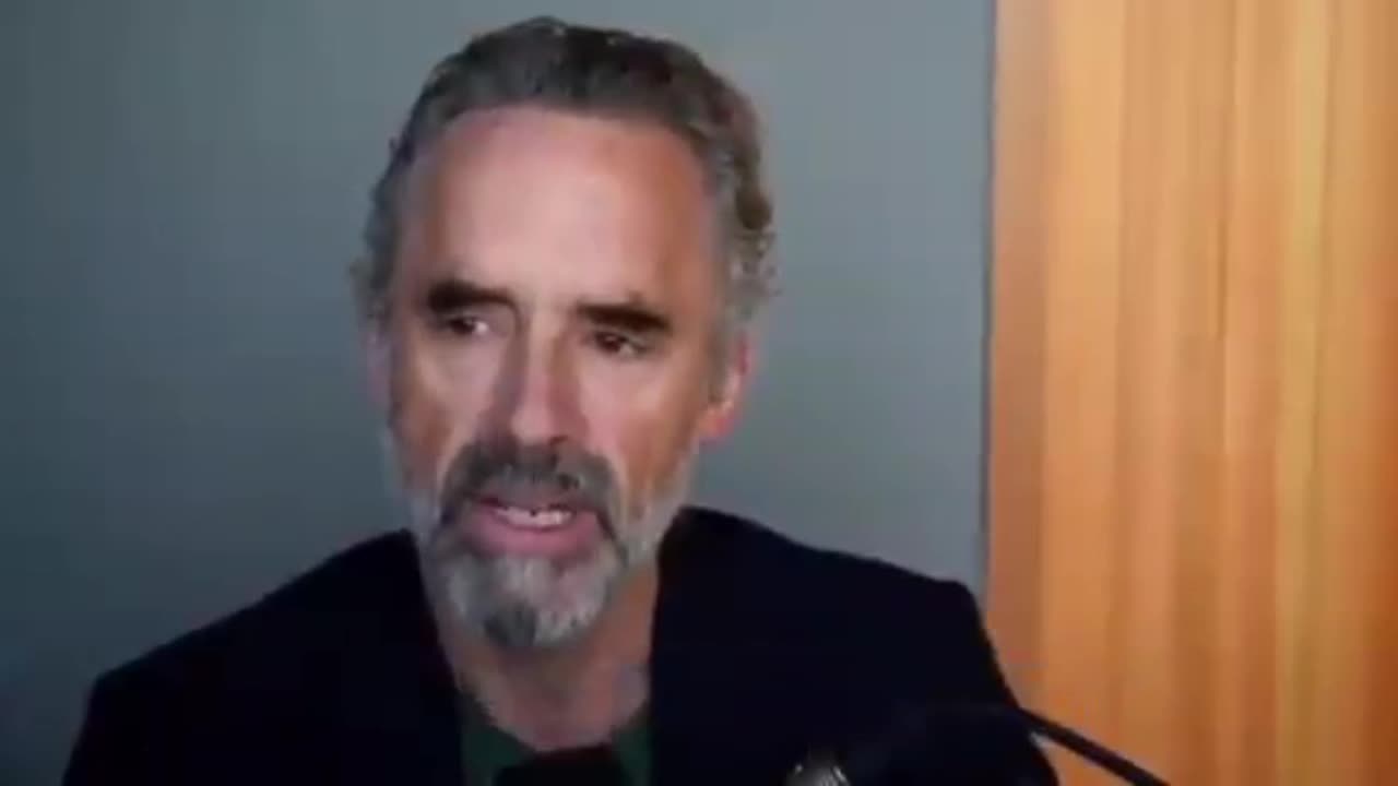 "Stupid Me, That's How I Feel About It" - Jordan Peterson Says He Regrets Taking COVID Vaccine