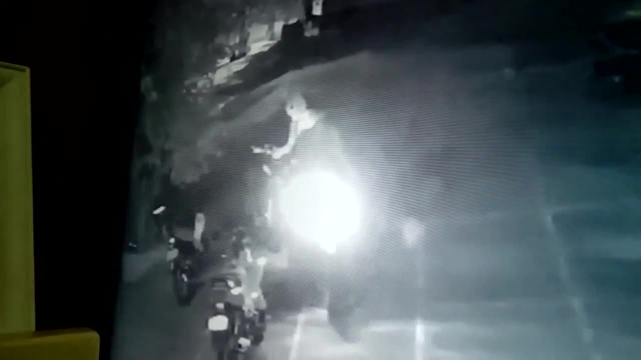Motornapping caught on CCTV at Anabu Kostal Public Market Imus Cavite