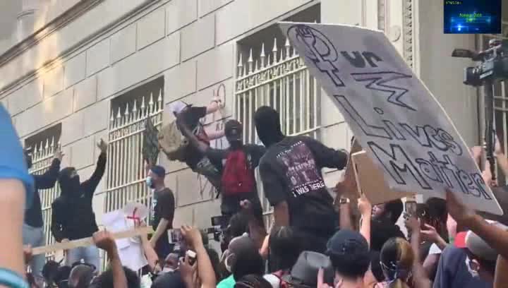 WATCH: Riots, Vandalism and Violence Outside the White House