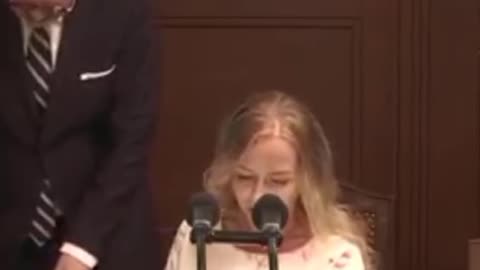 Poslankyně SPD Lucie Šafránková se ptá Petra Fialy kolik nás stojí podpora Ukrajiny