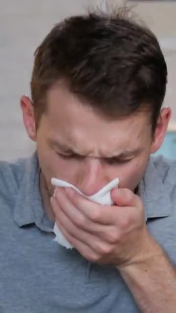 Mann denkt er hat Lungenkrebs, was aber wirklich in seiner Lunge war schockt Ihn! 😱😖