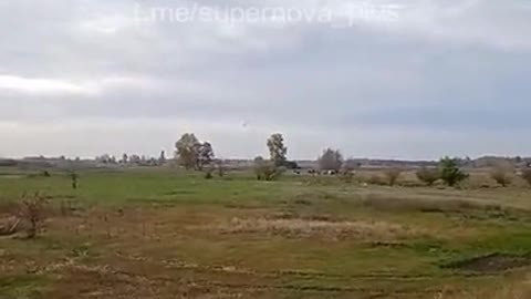 Ukrainian soldiers down a Russian helicopter in the Kherson region using MANPADS