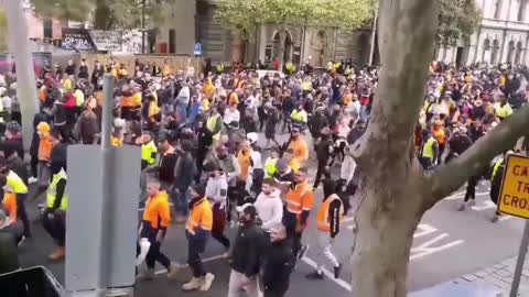 MELBOURNE. EXPLODING. EVERYDAY.