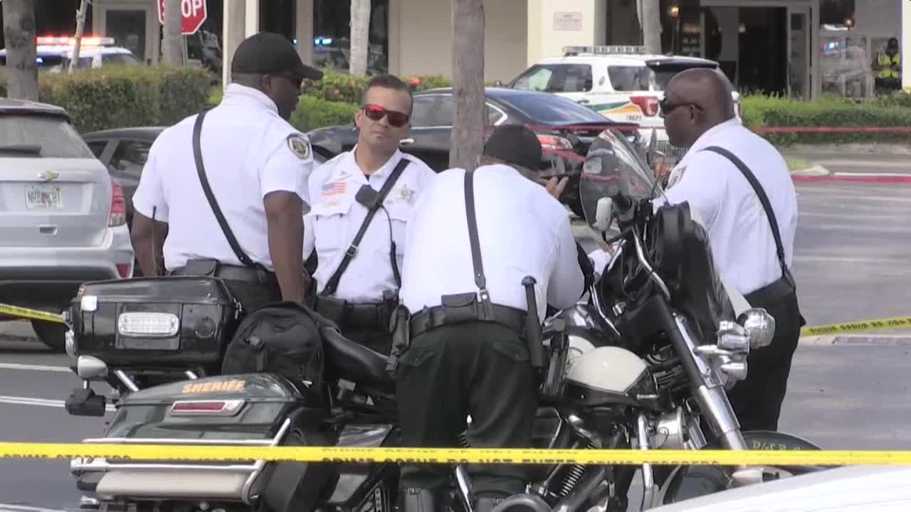 Tres muertos, entre ellos un niño, en tiroteo en un supermercado de Florida