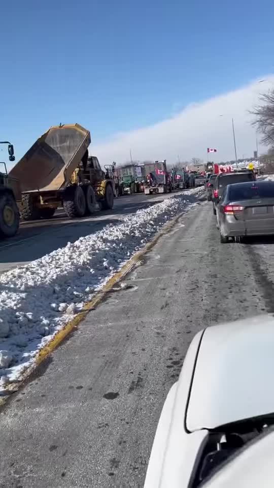 MORE TRUCKERS are on their way to block bridges and park around Parliament.