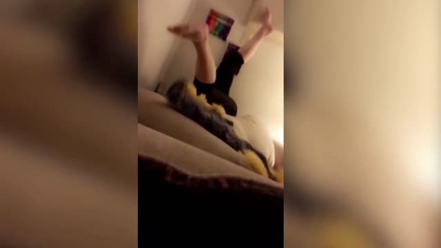 Epic falling Girl Fails! LOL