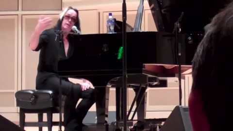 October 31, 2010 - Todd Rundgen on Major & Minor 7ths & 'A Dream Goes On Forever'