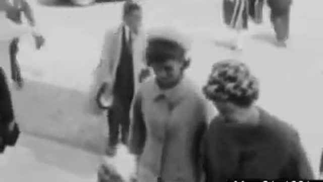 JFK and Jackie May 31, 1961 Interesting hood ornament