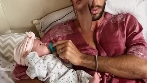 Cute baby with daddy ❣️🤩/love this video/cute babies funny videos