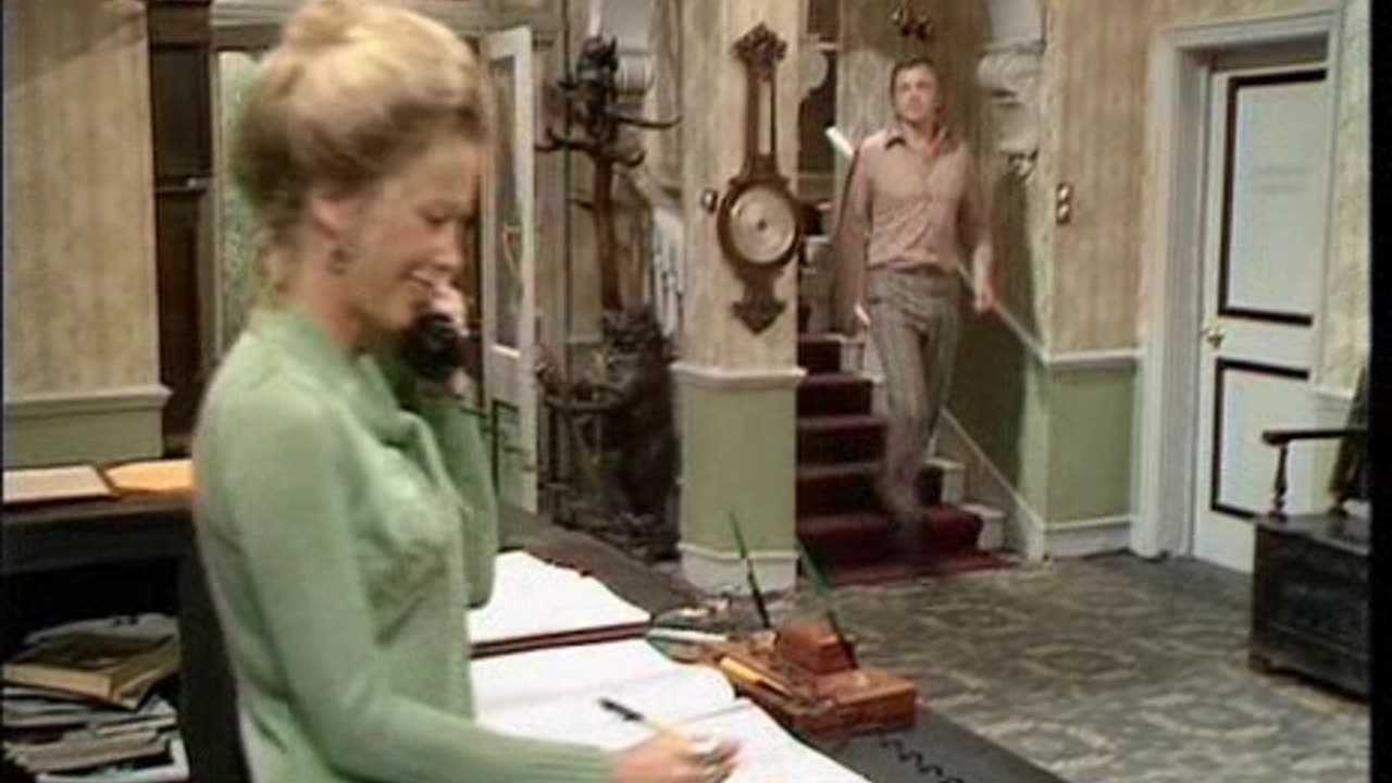 Fawlty Towers ( 1 / 6 )