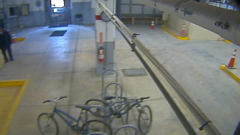 3134RHOBG2GarageEntrance_2021-01-06_10h20min02s770ms.mp4