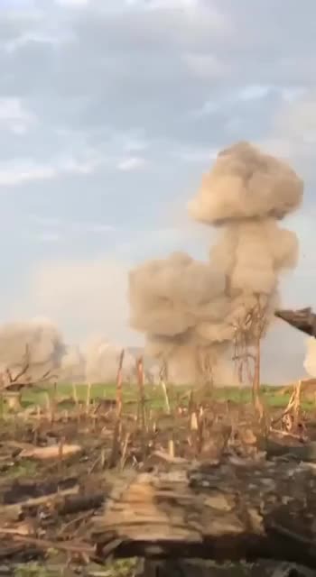 Russian soldier records Fab air strikes on Ukrainian positions from his trench