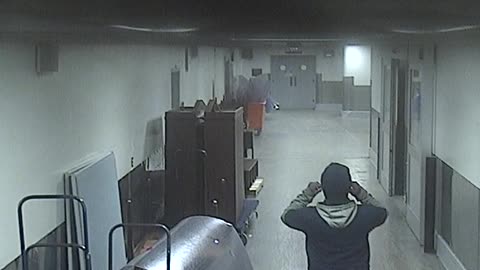 6096RHOBSBLoadingDockHallway_2021-01-06_11h29min28s200ms.mp4