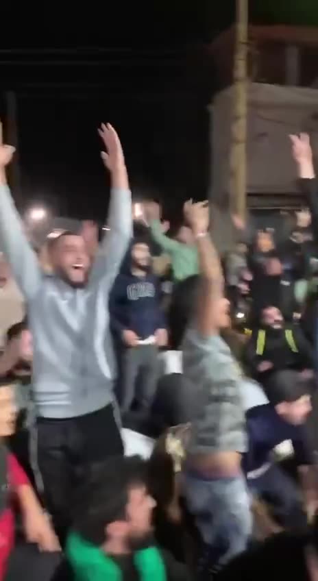 🇸🇾Syrians celebrated the fall of the 53-year Assad dynasty | Check Description