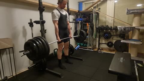 Deadlift with bands 232,5kg