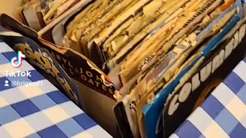 45s vinyl a large collection