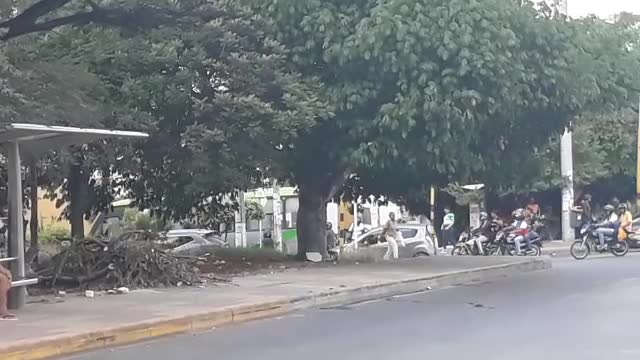 Bloquean Transversal 54 en Cartagena