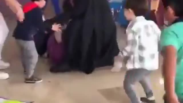 Thanos got Kick by child