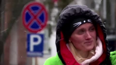 Fleeing Ukrainian's plea to NATO_ 'close the skies'
