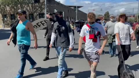 Melbourne Protests: Marchers aggressively chant “my body my choice” on Southbank Blvd