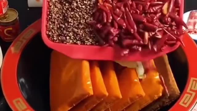 How to Make Chongqing Hot Pot