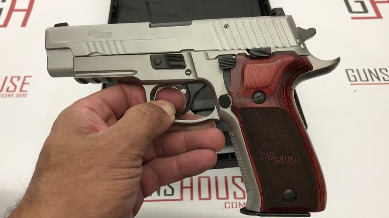 Conheça a Sig Sauer P226 Elite