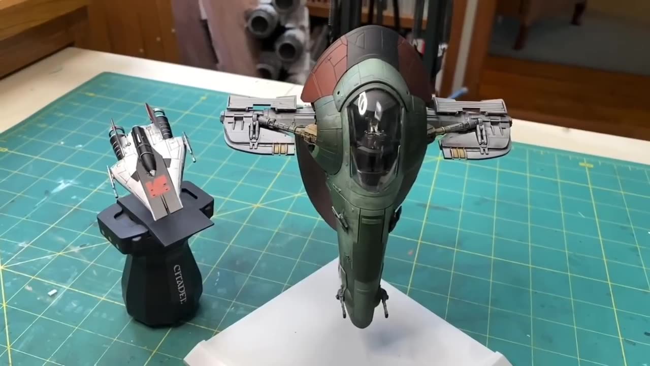 STAR WARS | Slave 1 vs. A-Wing Diorama