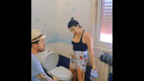 Toisin sanoen, varokaa pissapallejanne