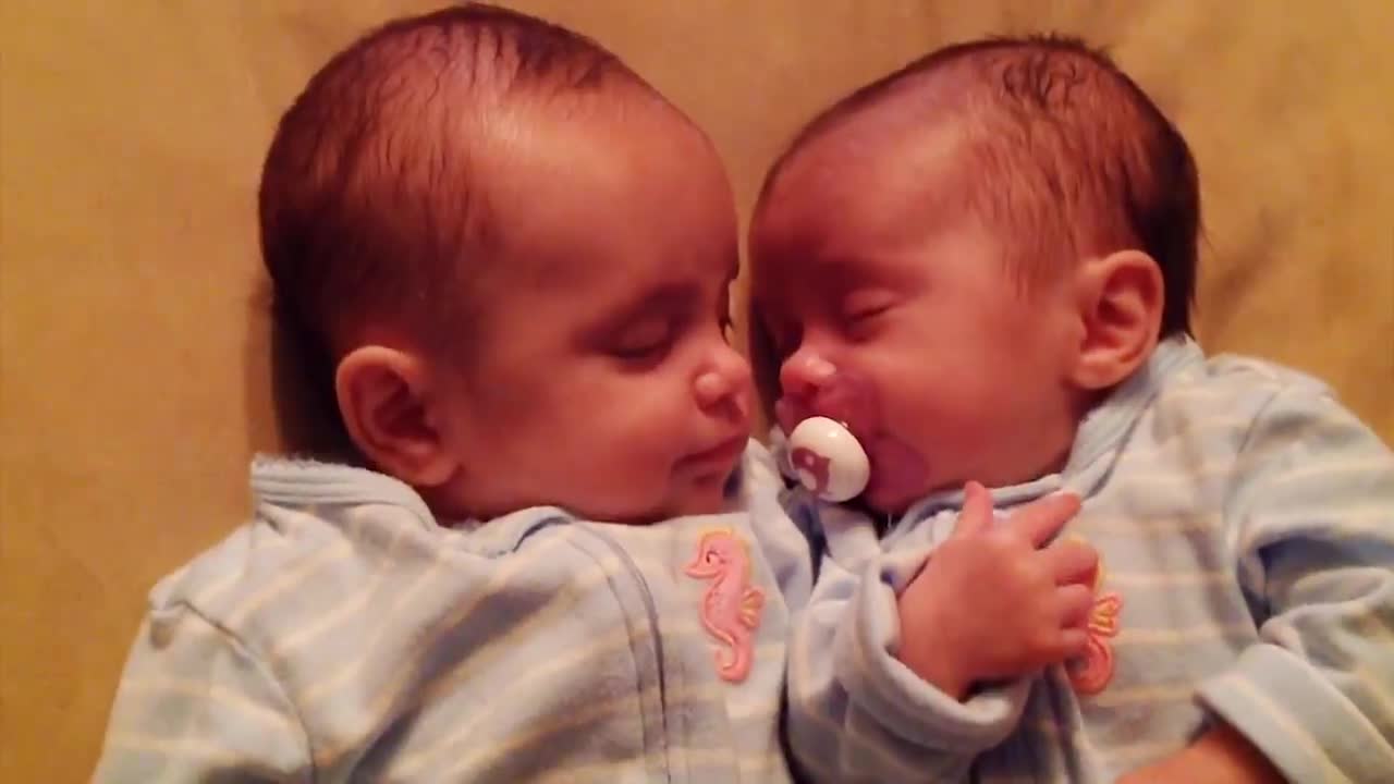 Funny tuens babbyes 😂😂😂😂😂