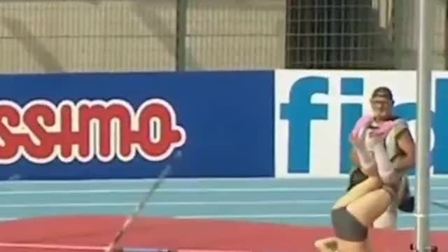 The athletes on the game show the high support pole jumping