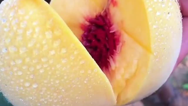 OMG 😱 skill?😋👩‍🌾#usa #fruit #asmr