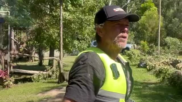 Dave Oneegs NSW Flood Video. Finding DJ the boarder collie