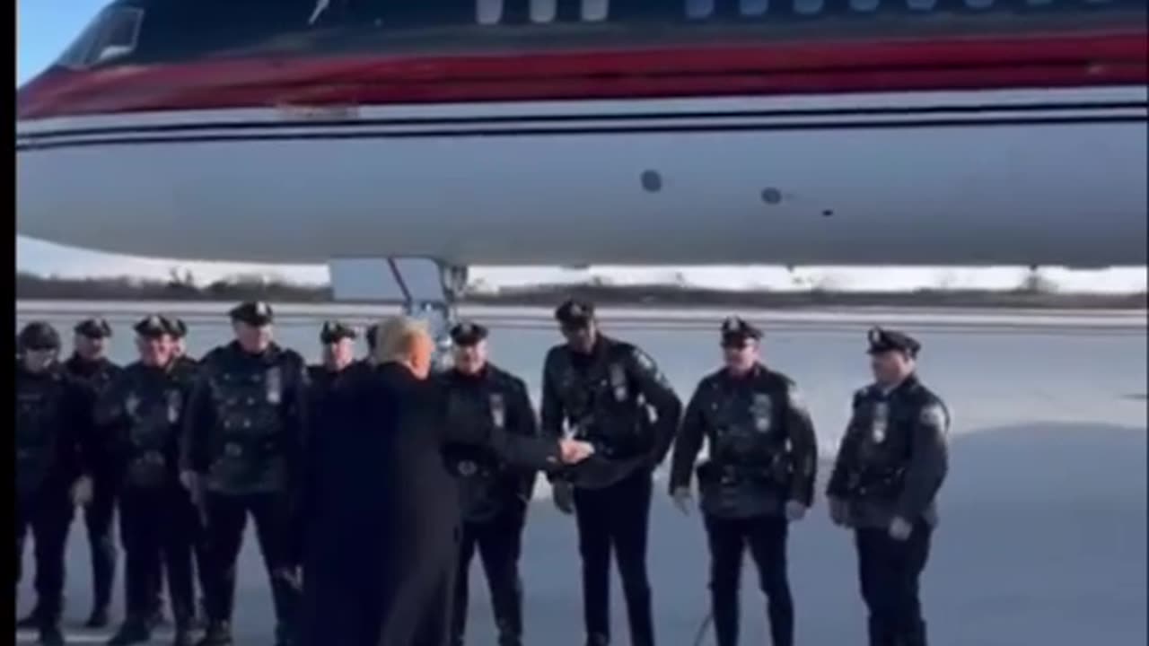 Trump greets Philadelphia area Law Enforcement