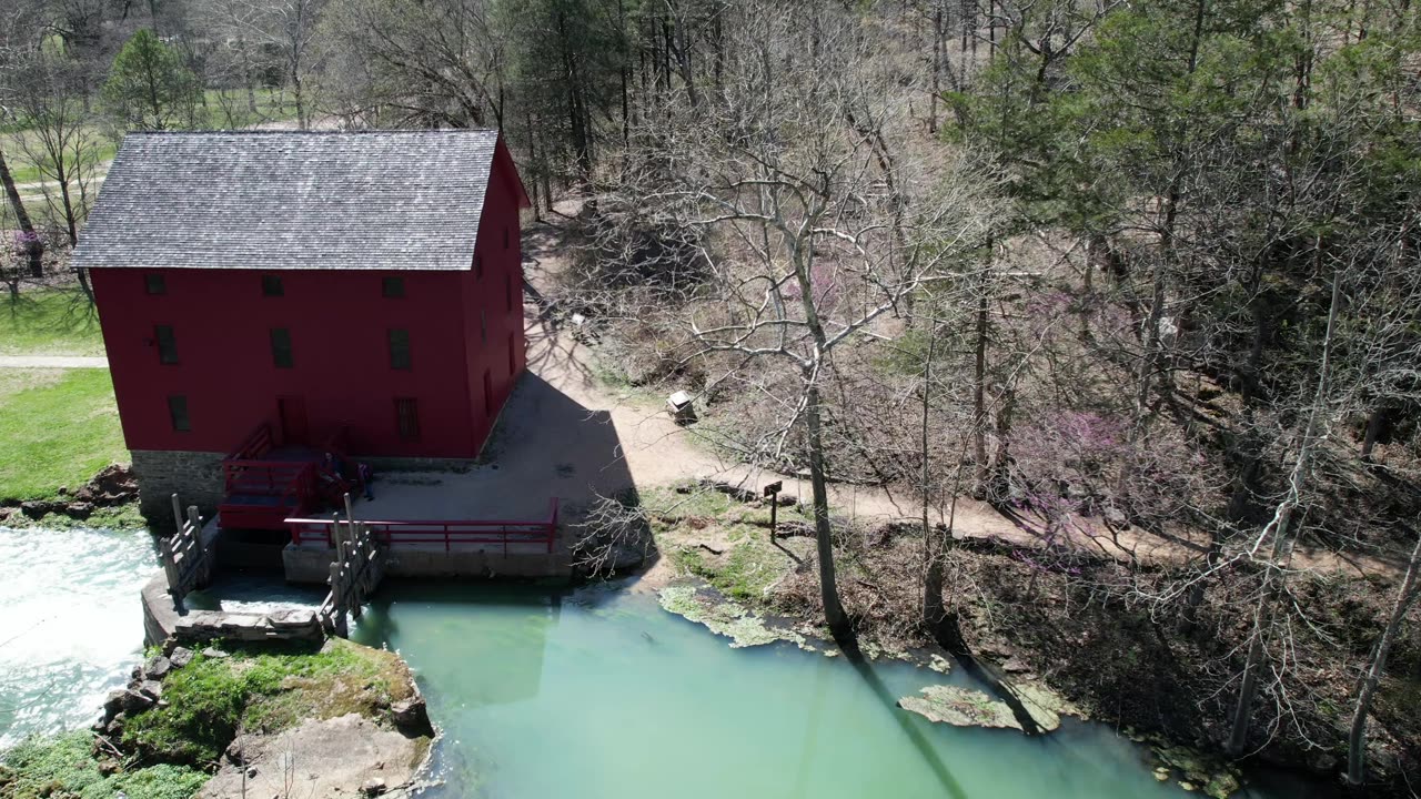 Alley Springs Mill