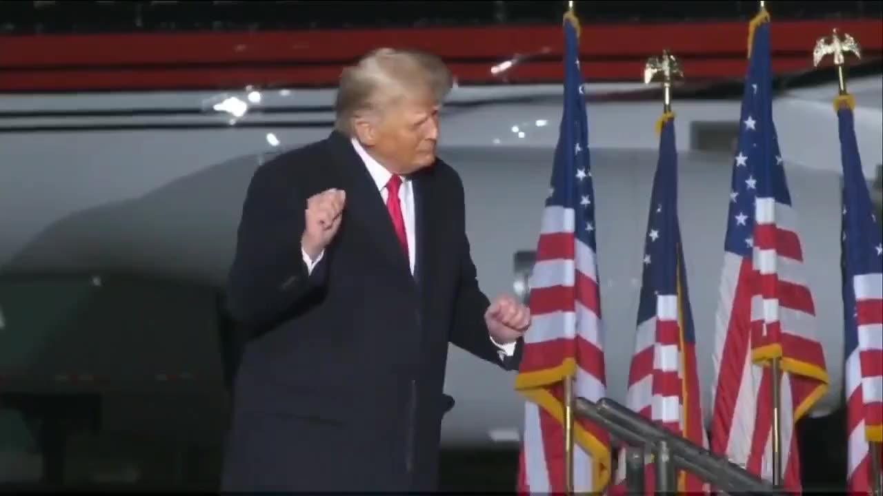 TRUMP DANCE!!! π HOLD ON IM COMIN'! πΊπΈ MAKE AMERICA GREAT AGAIN (AGAIN!) π