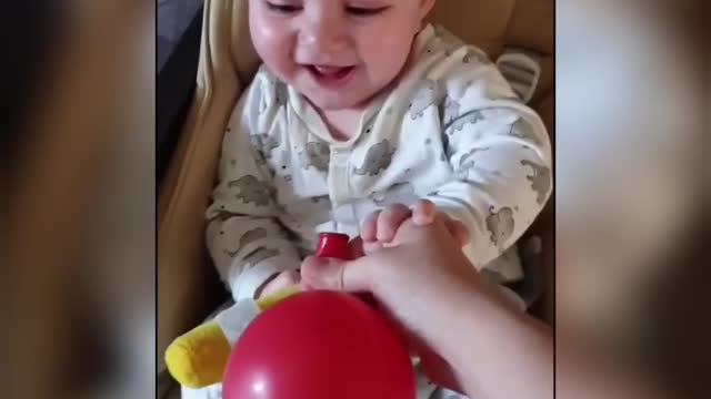 CUTE BABY FUNNY BALLOON VIDEO 🥰🤣