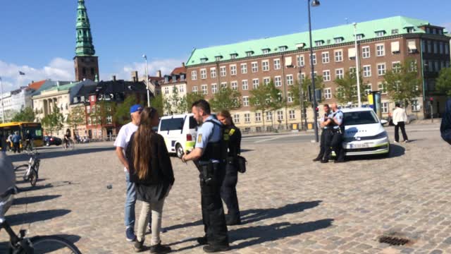 Christiansborg Slotsplads 01.06.21