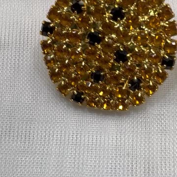 18KGP Crystal 0.9” Earrings. Made with Swarovski Crystal Yellow Topaz, Jet