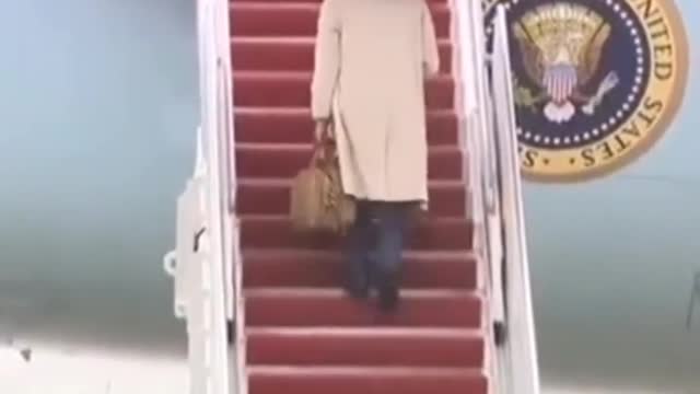 Resident Joe Biden round 2 on the stairs