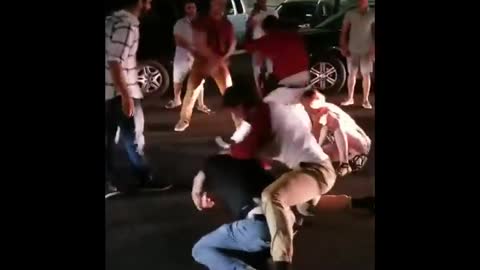 Girls Fight In Public Place